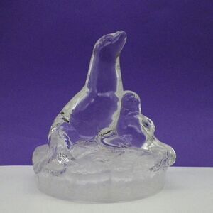 Seals Glass Sculpture Adult & Pup RCR Italian Royal Crystal Rock